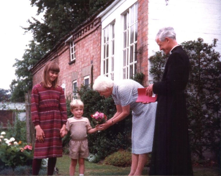 File:Childrens goodbye to hawkins.jpg