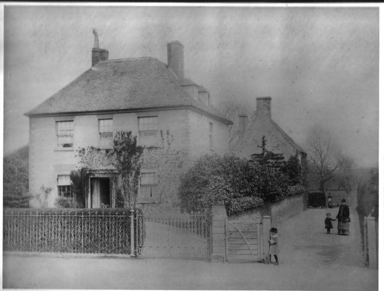 File:Old-photo-lodge.jpg